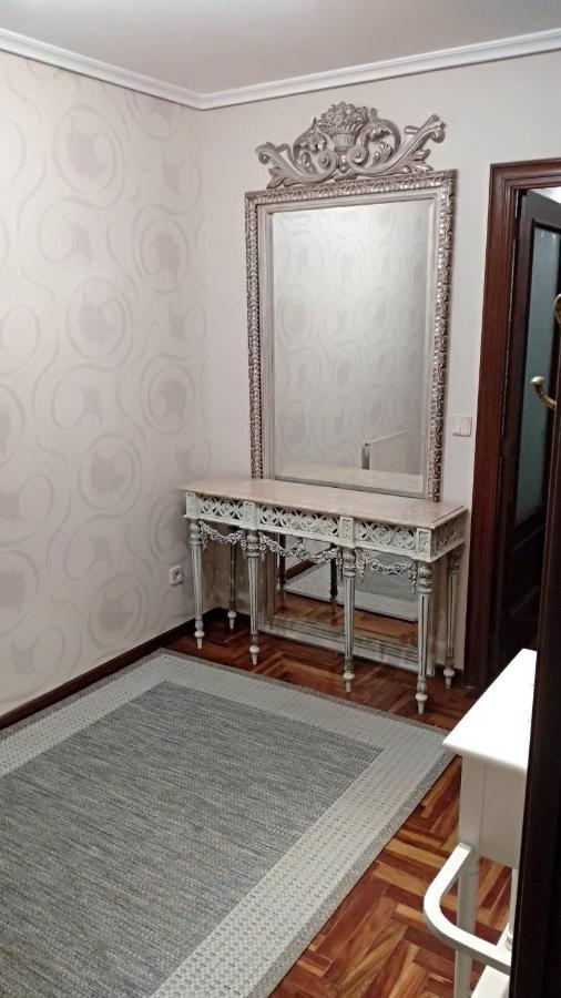 Vivienda 3 Dormitorios Zona Balaidos-Pza. America ヴィーゴ エクステリア 写真