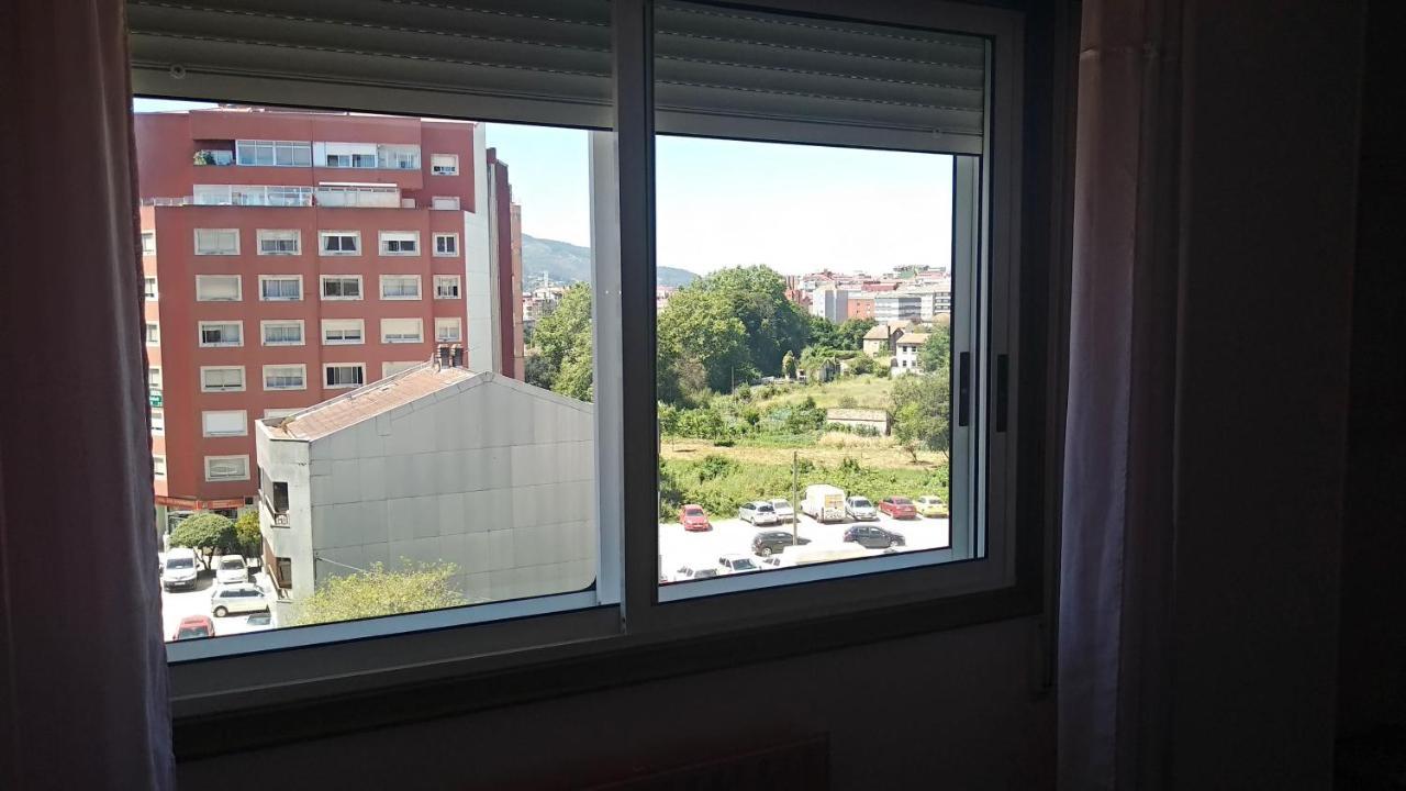 Vivienda 3 Dormitorios Zona Balaidos-Pza. America ヴィーゴ エクステリア 写真